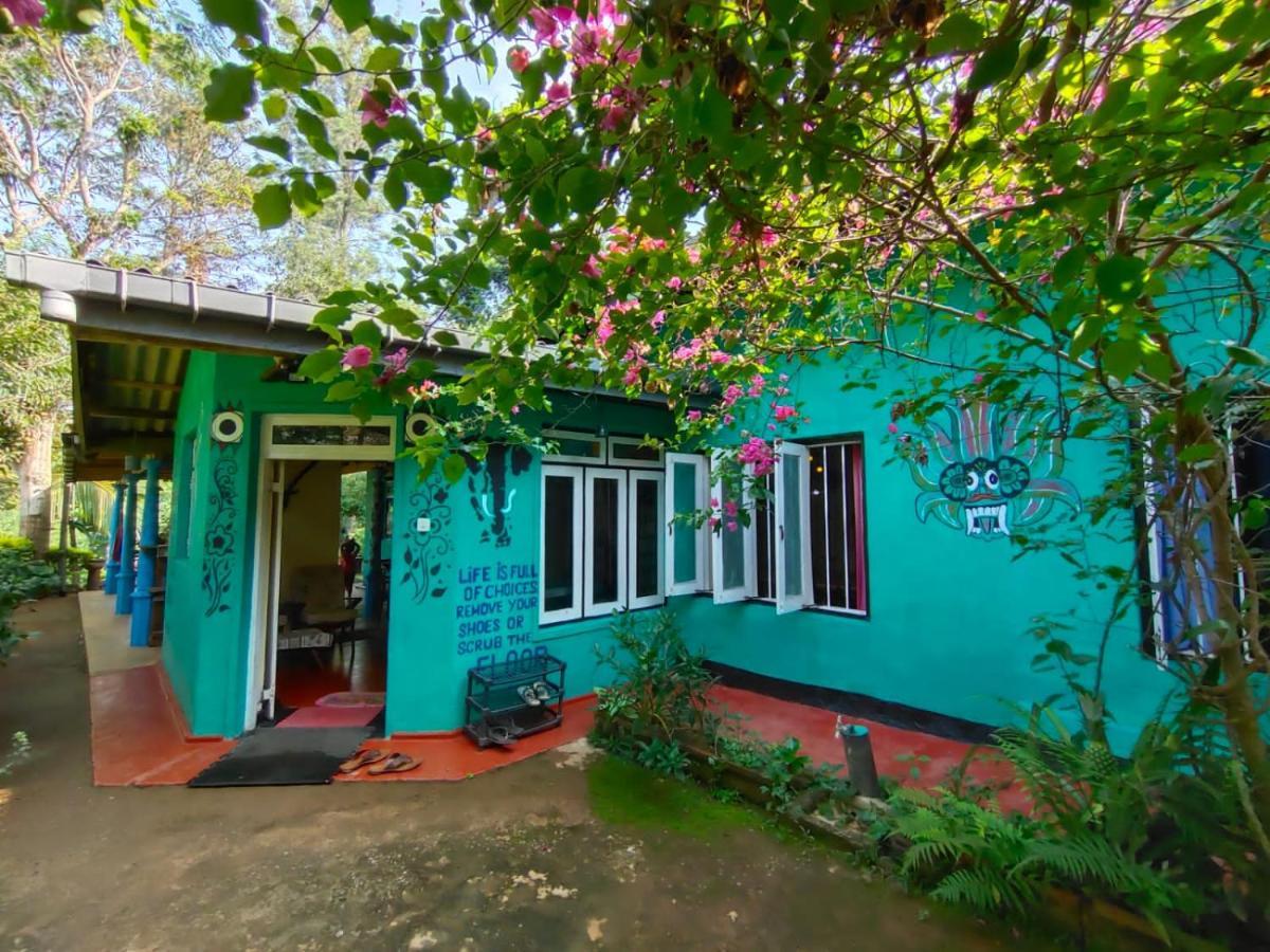 The 1964 Holiday Bungalow Ella Extérieur photo